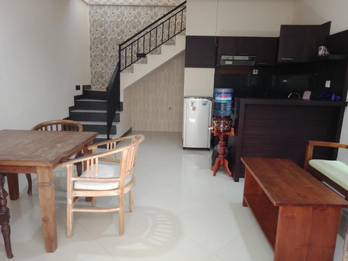Rika Sanur Homestay Exterior photo